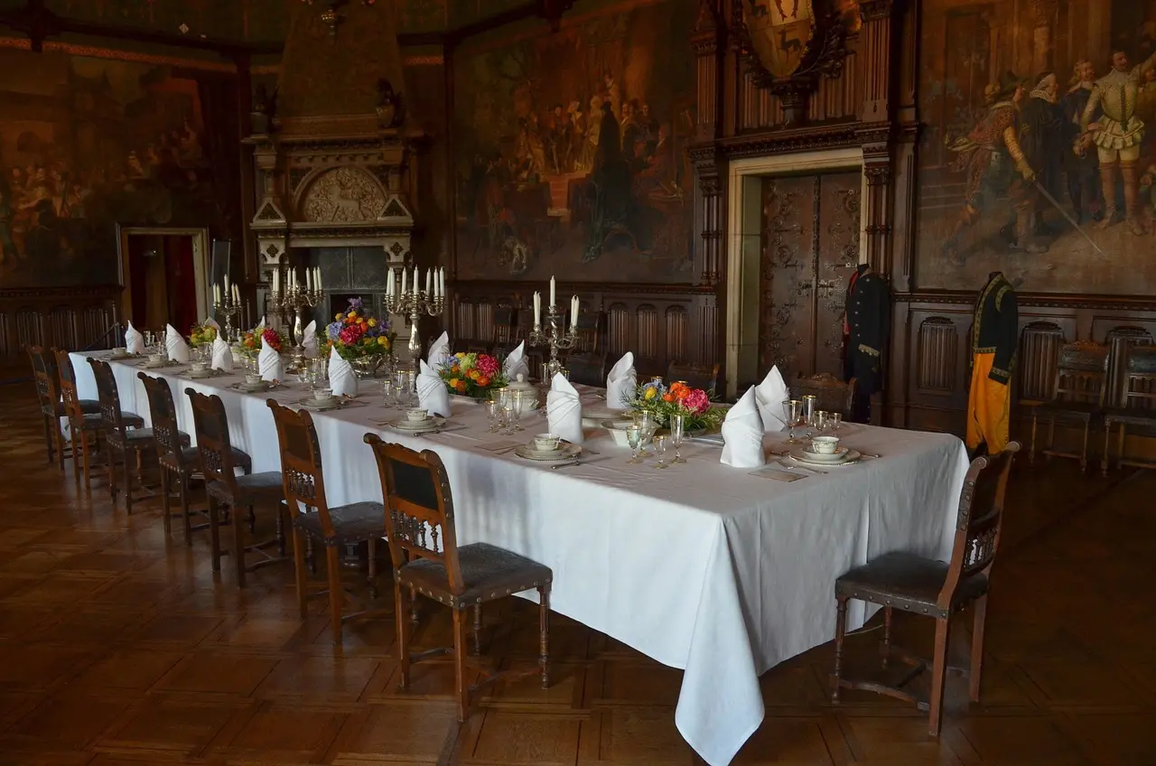 Stolens anatomi: find spisebordsstole der både ser godt ud og sidder godt